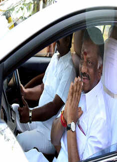 Photos of TN CM O Panneerselvam