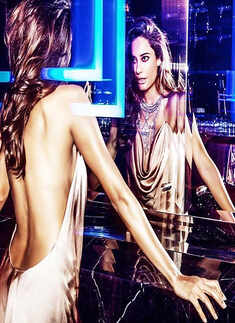 Lisa to welcome first child