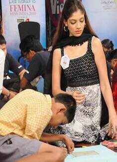 Colorful day for Miss India girls