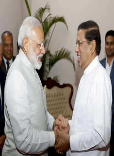 Narendra Modi meets Maithripala Sirisena