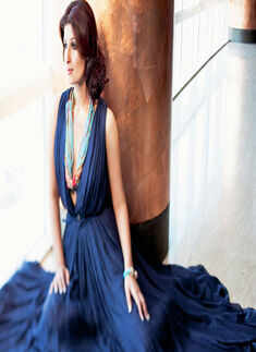 ​ Twinkle Khanna looks hot in blue outift