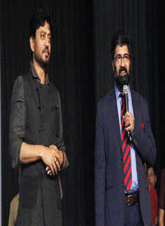 Irrfan Khan promotes Hindi Medium at Modern School