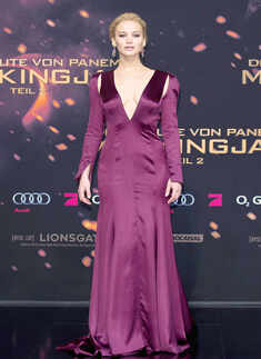 Jennifer Lawrence made heads turn in a stunning gown