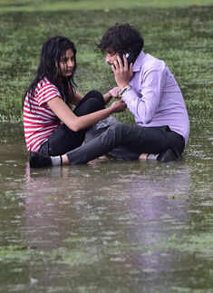Rain brings respite from scorching heat in Delhi