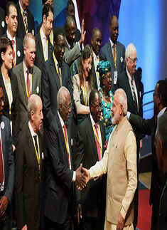 Narendra Modi geets the delegates