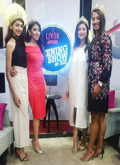Nikita Chandak poses with other contestants