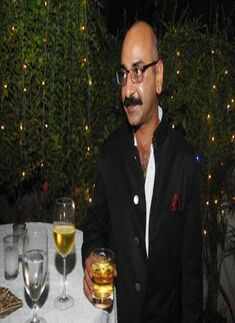 Viveka, Abhijeet's engagement