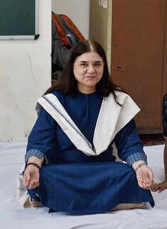 Maneka Gandhi takes part in Yoga session