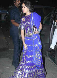 Fake Sara Ali Khan account shares Anti-muslim tweets