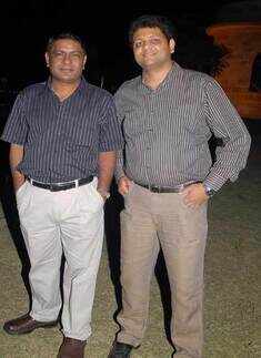 Satish & Mala Munde's Anniversary