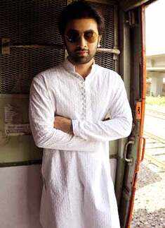 Ranbir 'train'ed in 'Raajneeti'