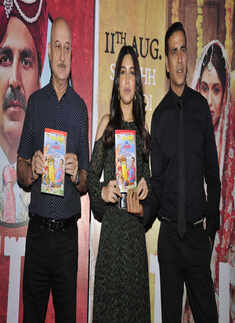 Anupam Kher, Bhumi Pednekar and Akshay Kumar