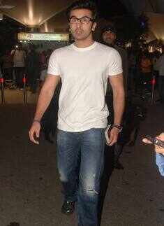 Promo of 'Raajneeti' in Dubai