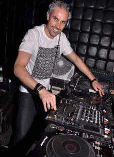 DJ Shane's performance