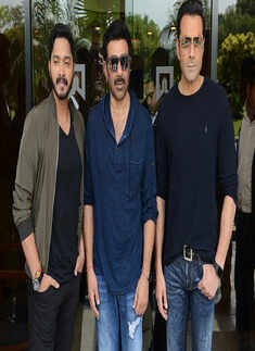 Shreyas Talpade, Sunny Deol and Bobby Deol