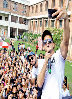 Fresh Face auditions @ Bharati College