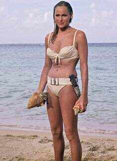 Sexiest swimsuit scenes