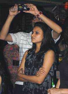 Medusa's live performance