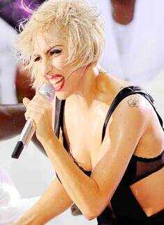 Lady Gaga Gets Wet 'N' Wild