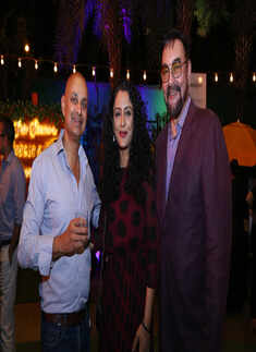 Sula Selections Globe in a Glass Roadshow '17