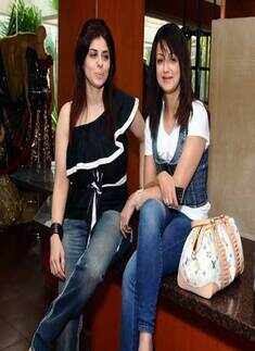 DCW '10: Jaya & Ammu's party 