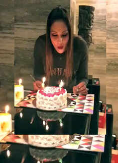 Bipasha Basu celebrates B'day wih Karan
