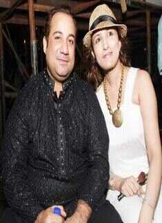 Aashmeen Munjal and Ustaad Rahat Fateh Ali Khan