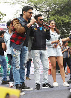 Sidharth Malhotra, Manoj Bajpayee and Rakul Preet Singh