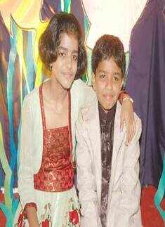 Aashna & Divyang's b'day party 