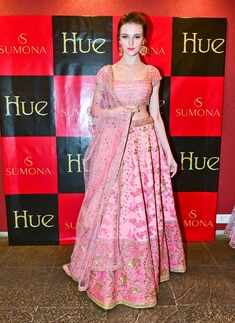 Sumona Parekh launches her collection at Hue