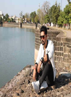 Ravi Dubey