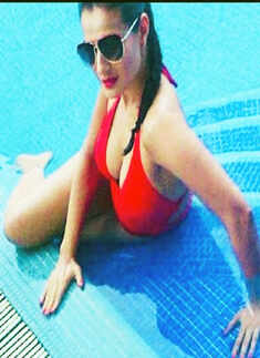 Ameesha Patel beats the heat in style