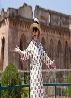 Hillary Clinton visits historical sites in Madhya Pradesh