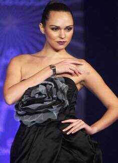 Abhi & Sonali at watch launch