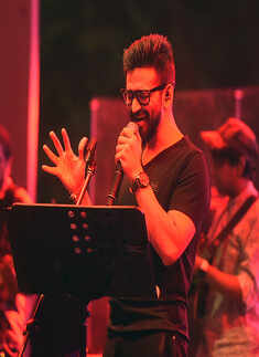 Amit Trivedi performs at Mecca