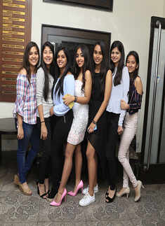 Simran, Riya, Vedika, Manya, Avanti, Khushi and Vipansi