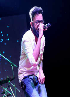 Underground Authority performs at Bennett University