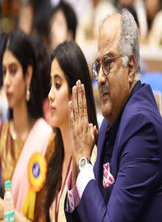 Janhvi Kapoor Photos