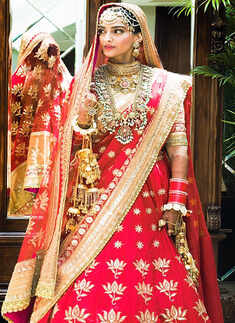 Pictures of celebrities at Sonam Kapoor & Anand Ahuja&rsquo;s wedding