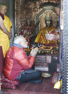 PM Modi offers prayer at iconic Muktinath Temple