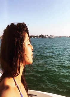 Priyanka Chopra bikini pictures