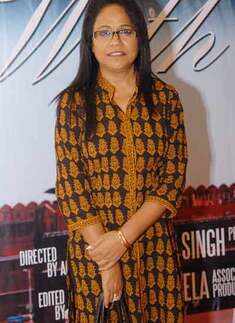 Press conference: 'With love'