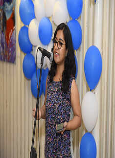 Open mic poetry session