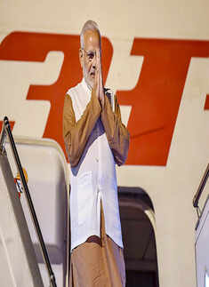 PM Modi, Indonesian President bond over kite-flying