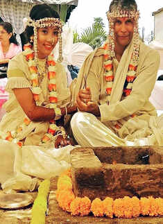 Milind Soman and Ankita Konwar&rsquo;s photos