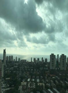 In pictures: Pre-monsoon rain lashes Mumbai