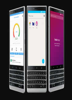BlackBerry KEY2 with QWERTY keyboard launched