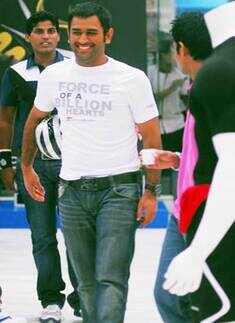 Dhoni & Yuvi @ Reebok