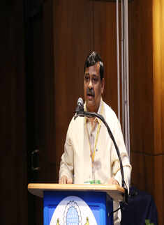 Activists join hands to save the earth