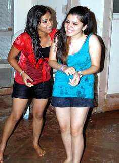 Shabaz Khan's b'day bash